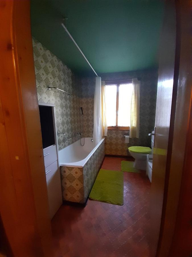 Appartement Chalet Heimatgluck à Embd Extérieur photo