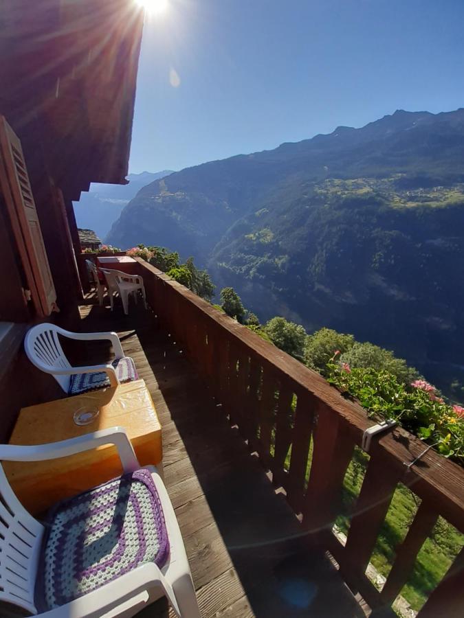 Appartement Chalet Heimatgluck à Embd Extérieur photo